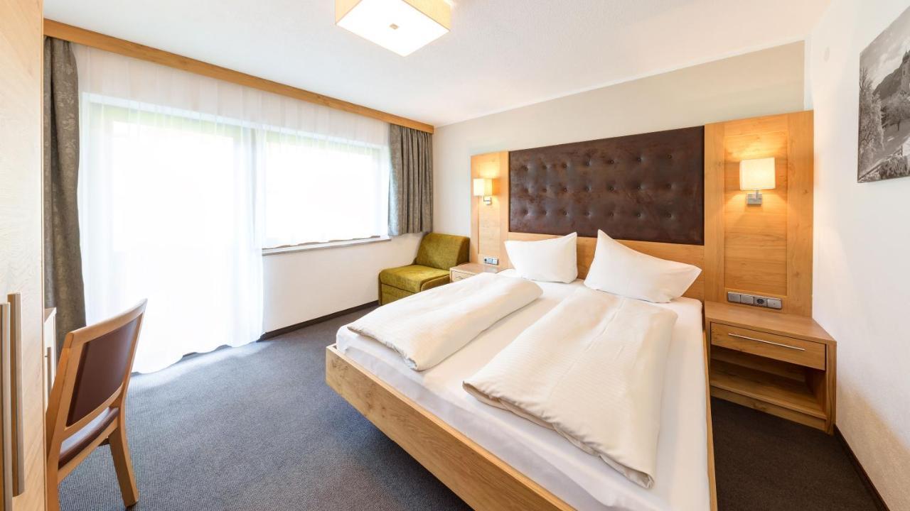 Birkenhof Premium Apart & Suites Lermoos Exterior photo